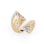Ring 0201: open 18k gold ring with two trillion-cut lab-grown diamonds in faceted caps (design render)